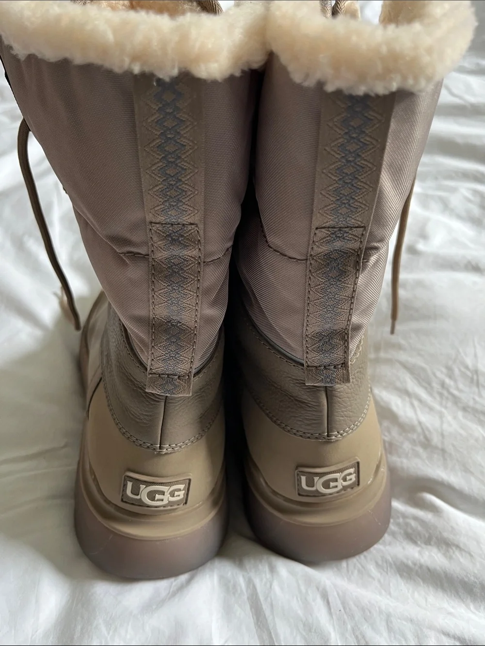 UGG Men's Size 10 City Butte 1153390 DUNE Leather Waterproof Snow Rain boots